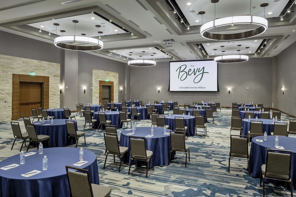 The Bevy Hotel Boerne a DoubleTree by Hilton - photo 29