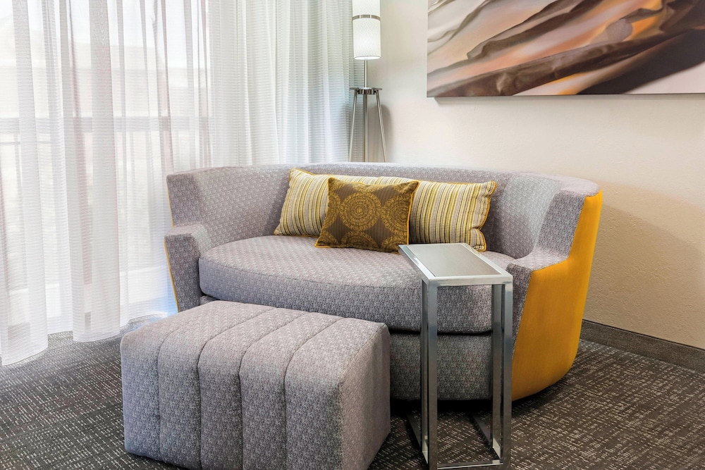 Courtyard by Marriott Mobile - photo 9
