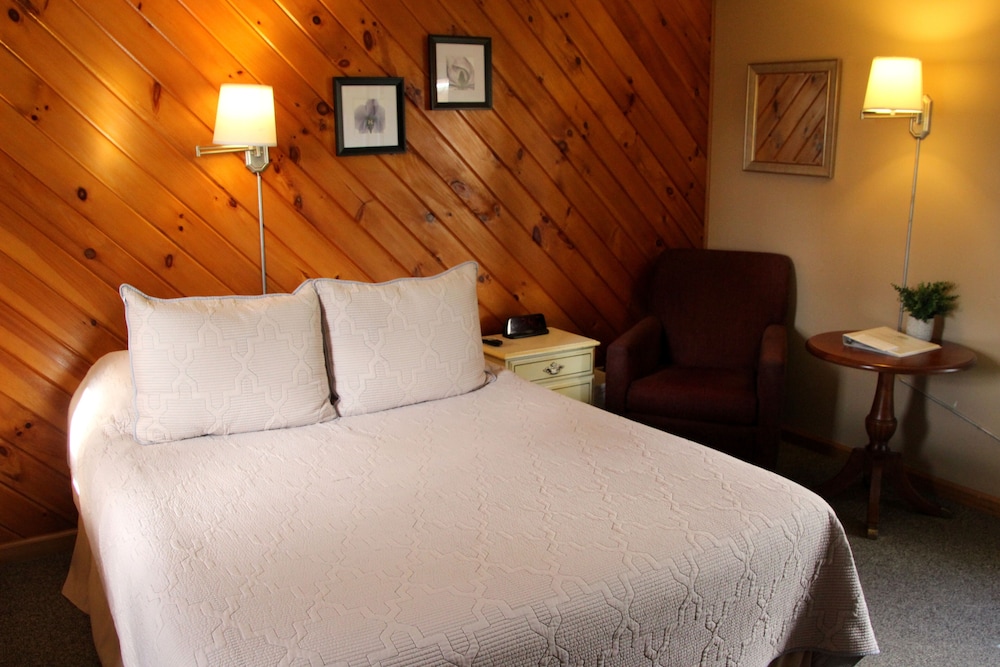 All Seasons Inn Corp - photo 3