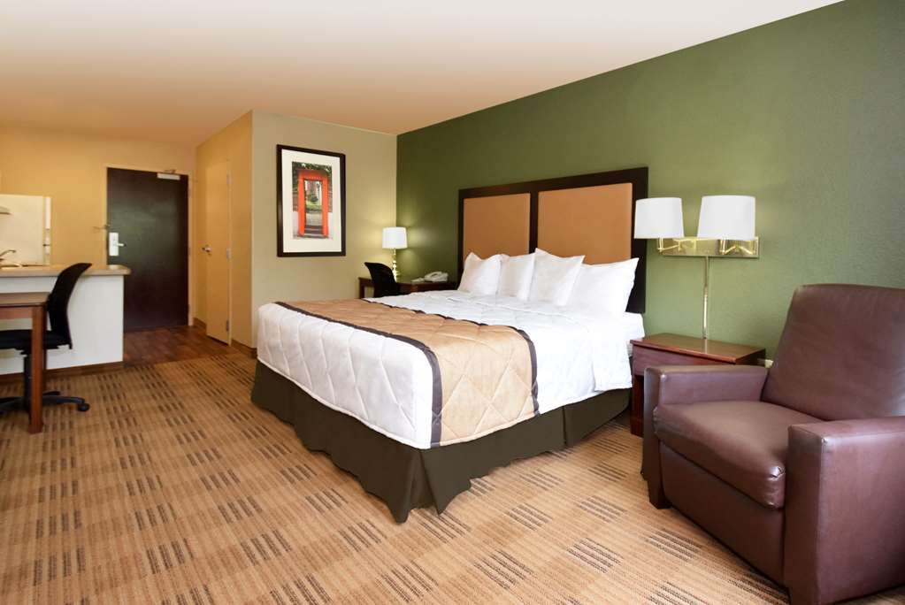 Extended Stay America Raleigh Cary Regency Parkway North - photo 13