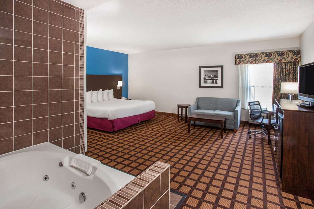 Baymont by Wyndham Morton - photo 12