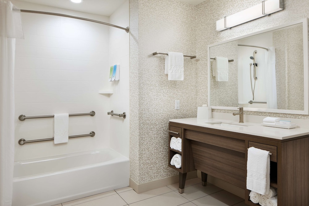 Home2 Suites by Hilton Stuart - photo 18
