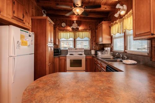 Boys Oh Boy by Oak Island Accommodations - photo 14