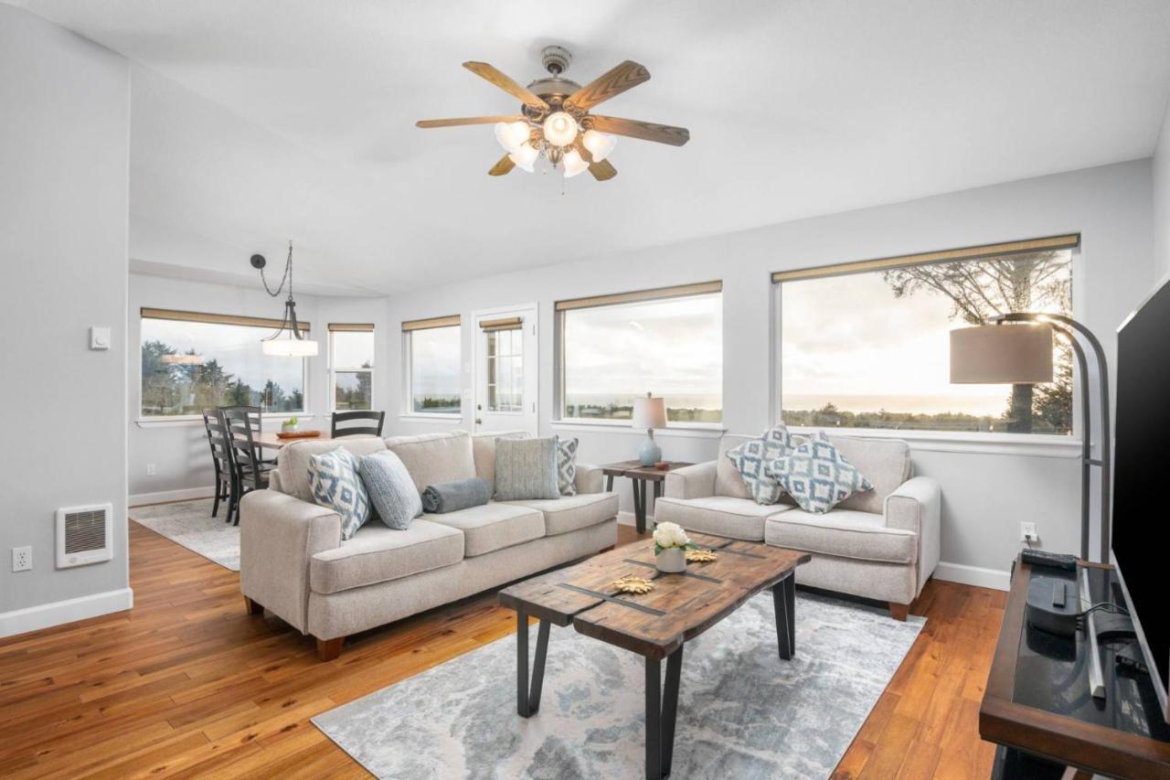 Casa Del Sol — 4-Star Luxury Hotel in Rockaway Beach, United States