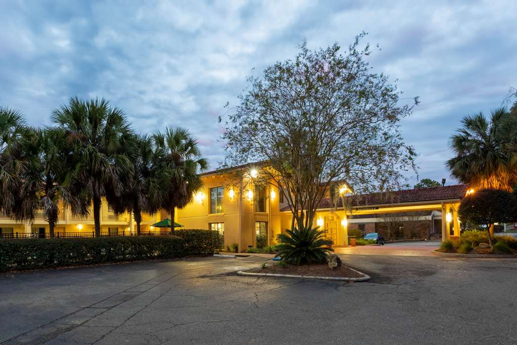 La Quinta Inn by Wyndham Tallahassee North - photo 3