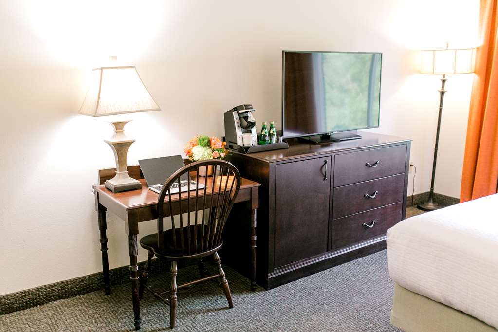 Clemson University's James F. Martin Inn - photo 22