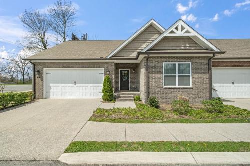 Hudgens Court Getaway — Cookeville