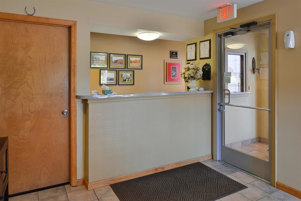 Americas Best Value Inn & Suites Bryant Little Rock - photo 2