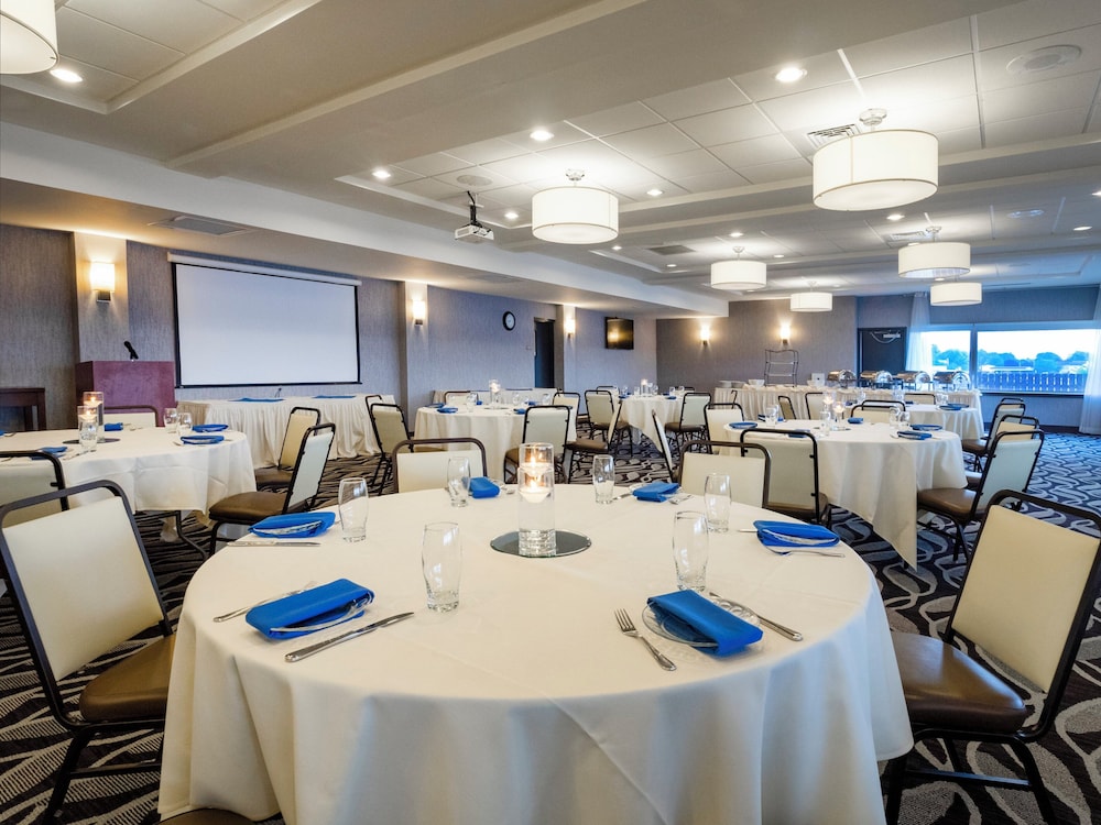 Crowne Plaza Niagara Falls NY Riverside by IHG - photo 74