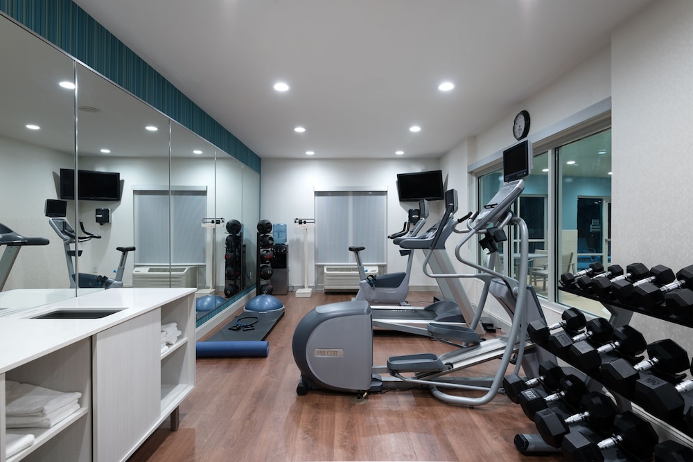 Holiday Inn Express & Suites Florence I 95 & I 20 Civic Ctr by IHG - photo 34