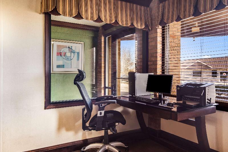 SureStay by Best Western Grove City - photo 26