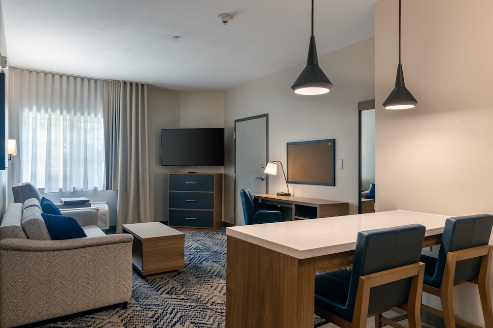 Candlewood Suites Enterprise by IHG - photo 10