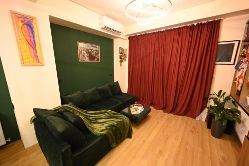 Luxury City Center Home
