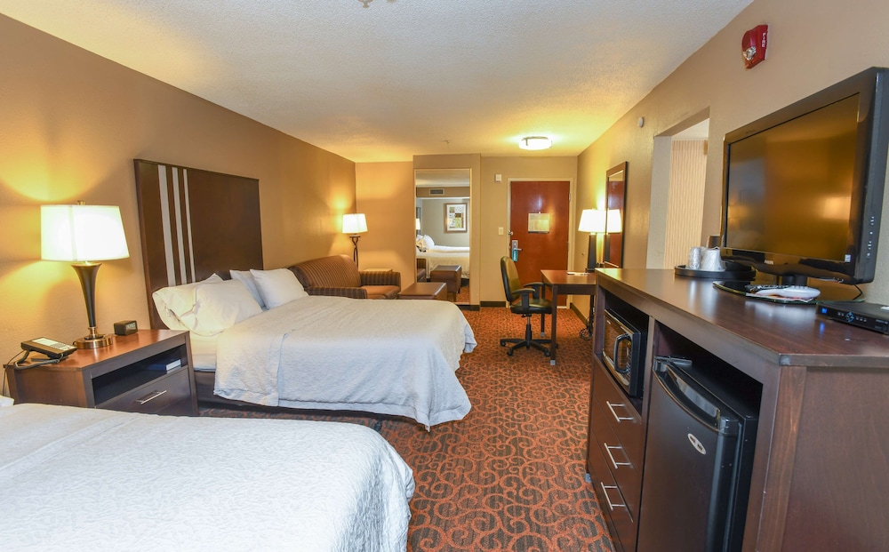 Hampton Inn Dry Ridge - photo 10