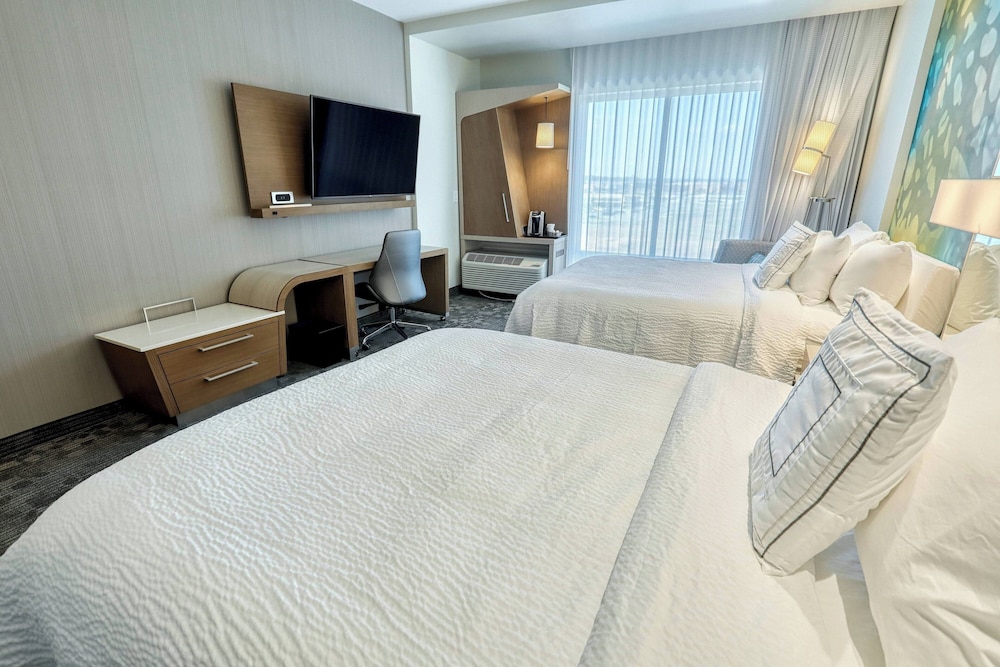 Courtyard by Marriott North Brunswick - photo 15