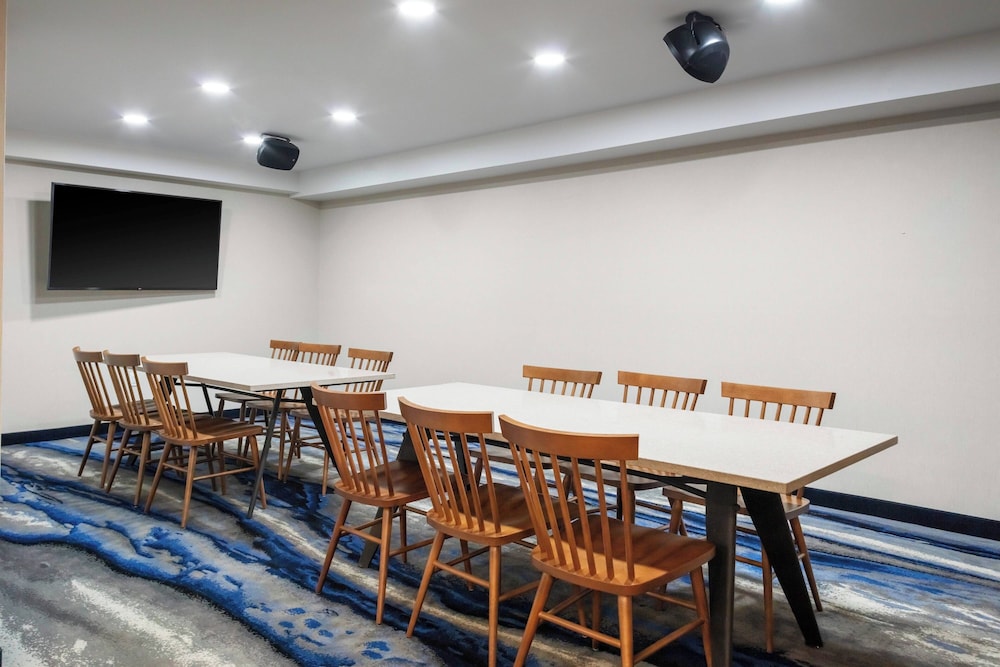 Fairfield Inn & Suites Springfield Enfield - photo 32