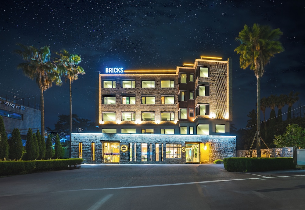 Jeju Bricks Hotel in Seogwipo, South Korea