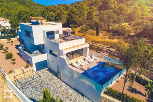 Villa Caballito De Mar by Abahana Villas — 4-Star Luxury Hotel in Calp, Spain