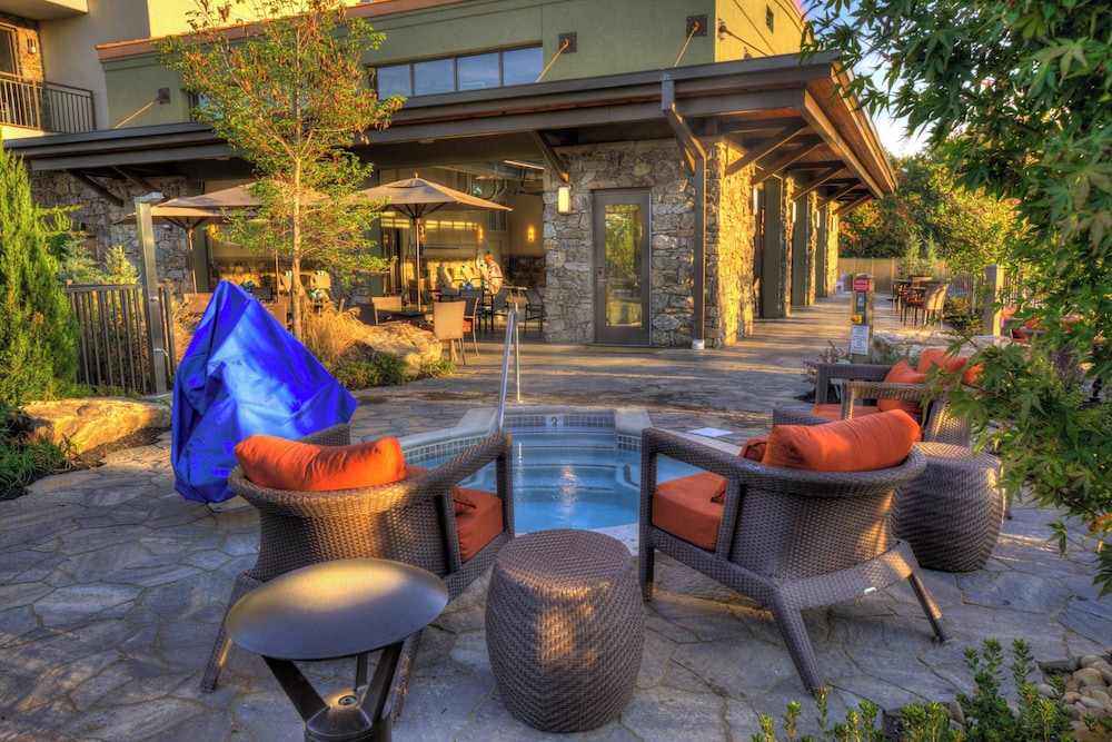 Courtyard by Marriott Pigeon Forge - photo 126
