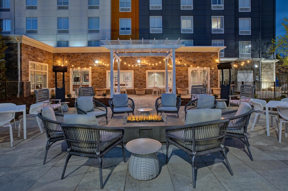 Hilton Garden Inn Blacksburg University - photo 33