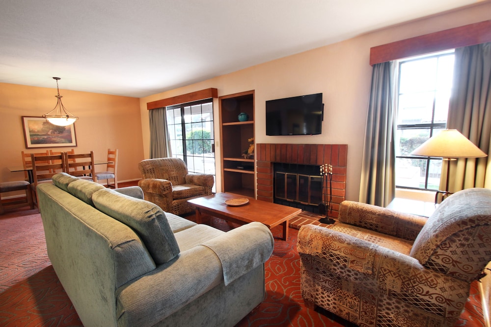Riviera Oaks Resort - photo 21