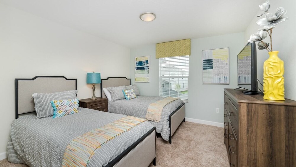 Grhdog9041 Champions Gate Resort 4 Bed 3 Baths Townhouse - photo 9