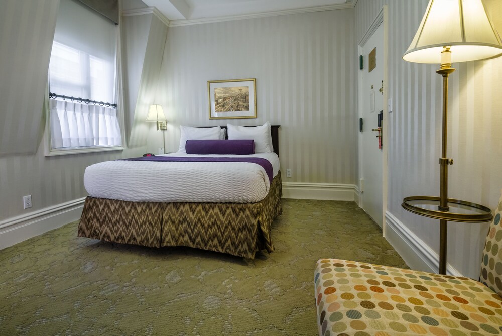 The Hotel Wolcott - photo 40