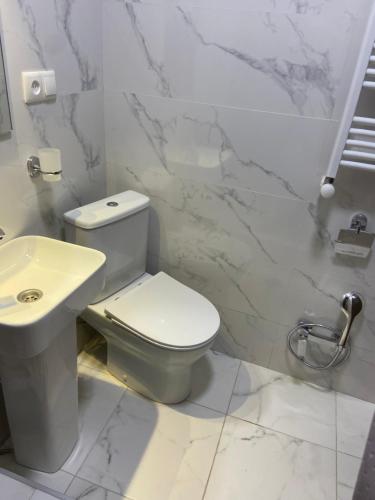 Davit's Apartments 21