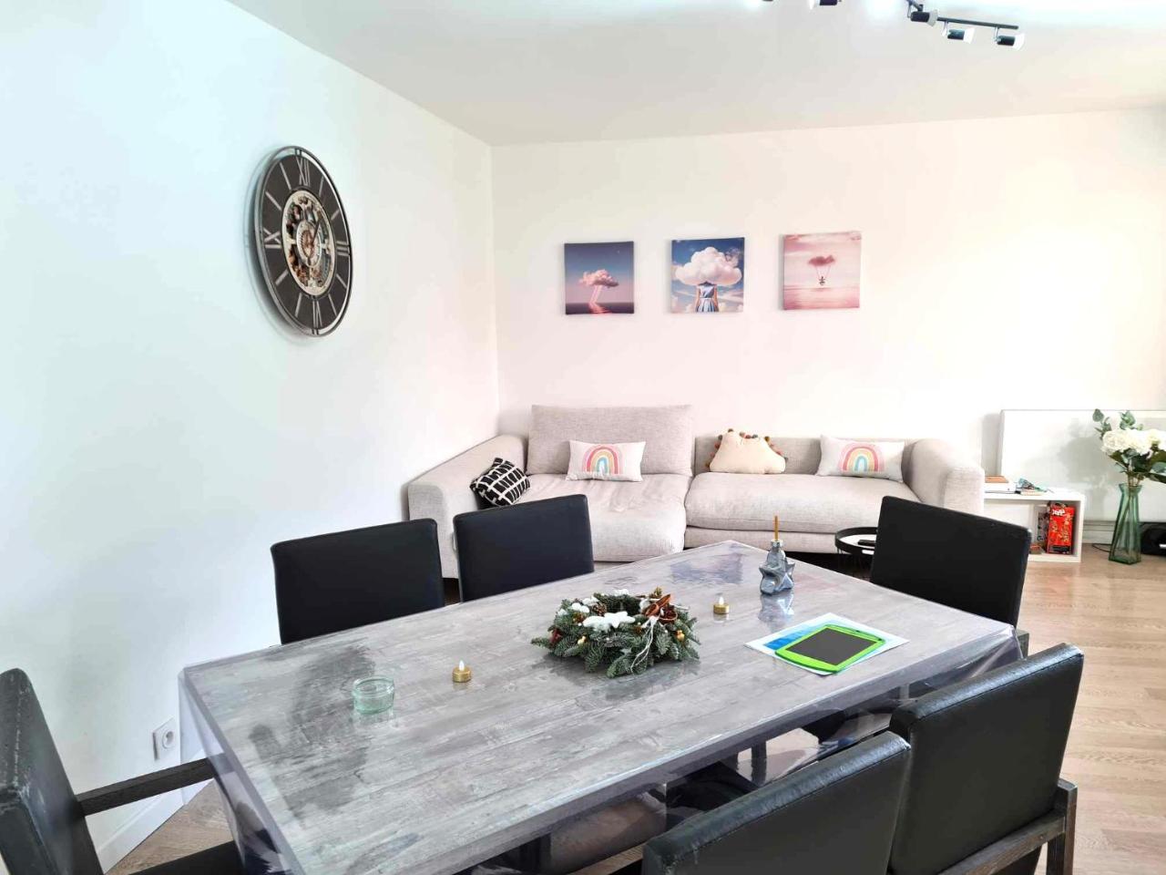Dans Les Nuages Entree Autonome Mulhouse Centre — Mulhouse