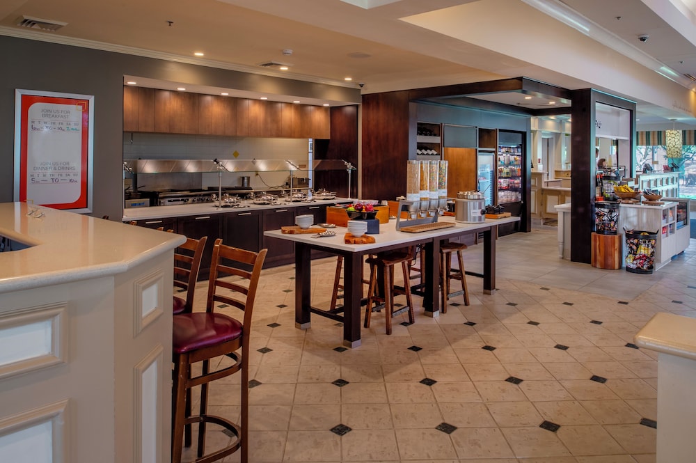 Hilton Garden Inn Chesterfield - photo 31