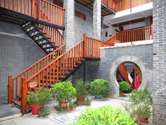 Sunflower Boutique Inn — hotel in Shilin