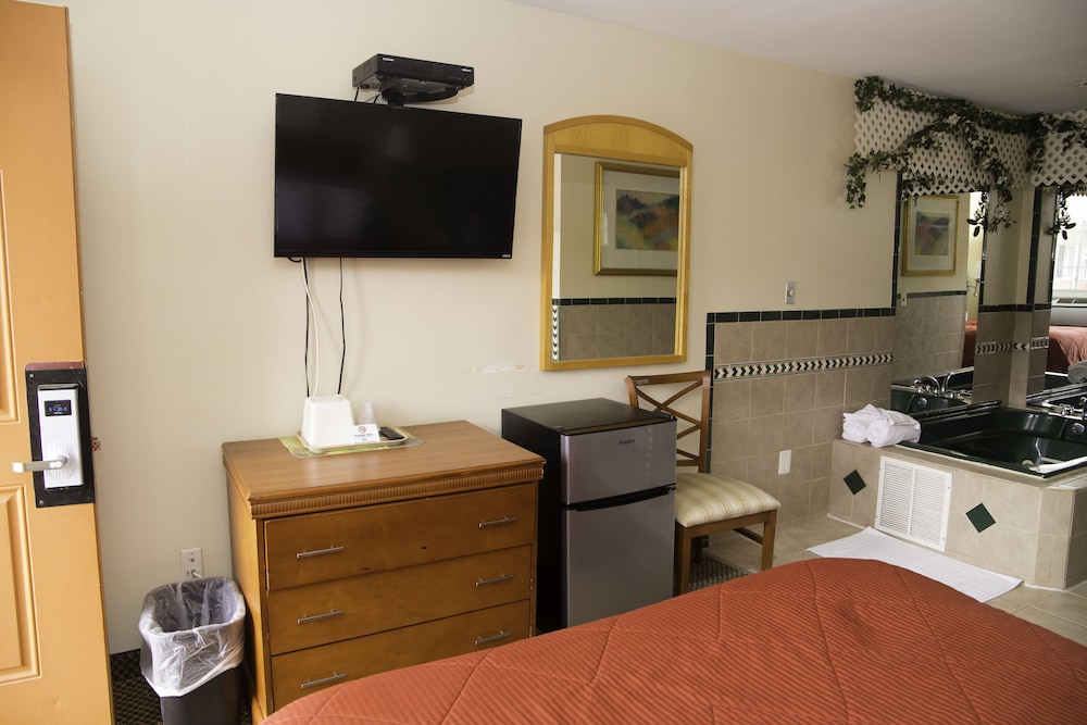Capri inn and Suites - photo 32