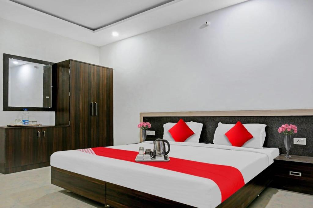 Hotel Paradies By GRB - last minute hotel in Varanasi