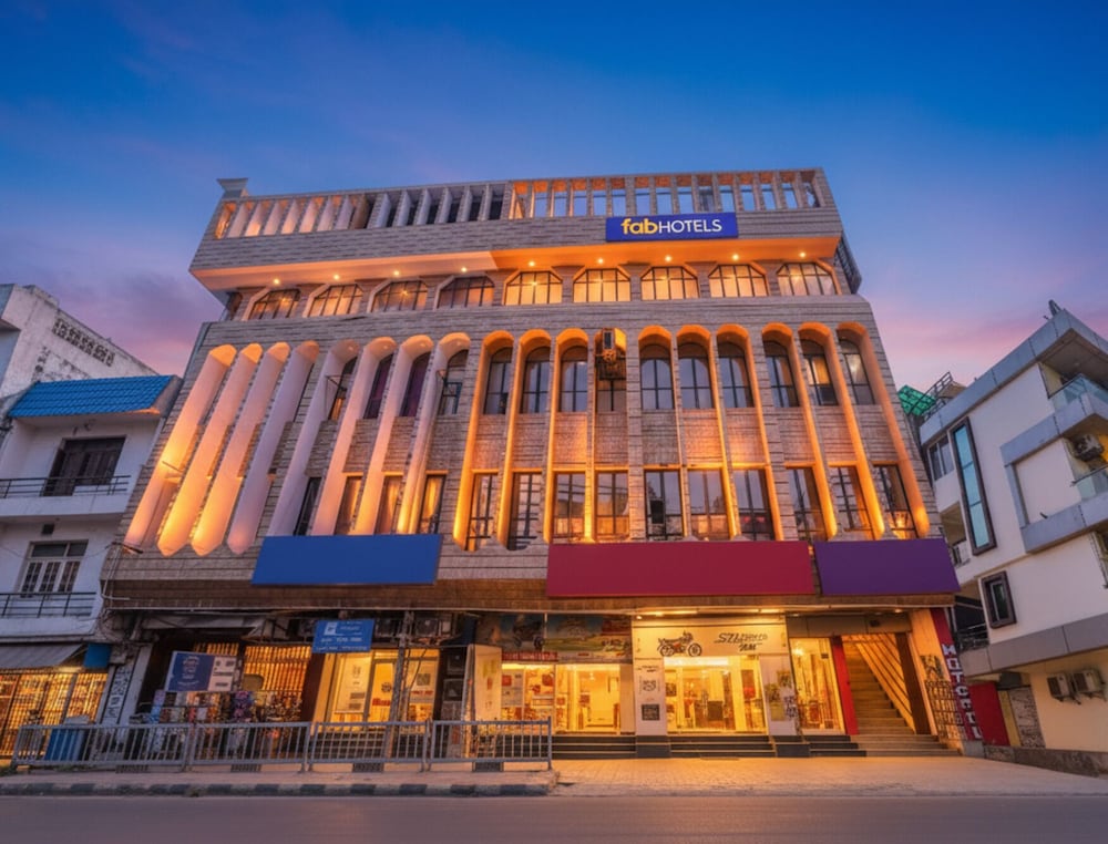 Fabhotel Standard Inn in Allahabad, India