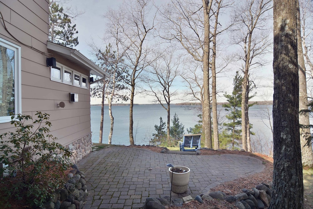 Sunset Shores Retreat - photo 35