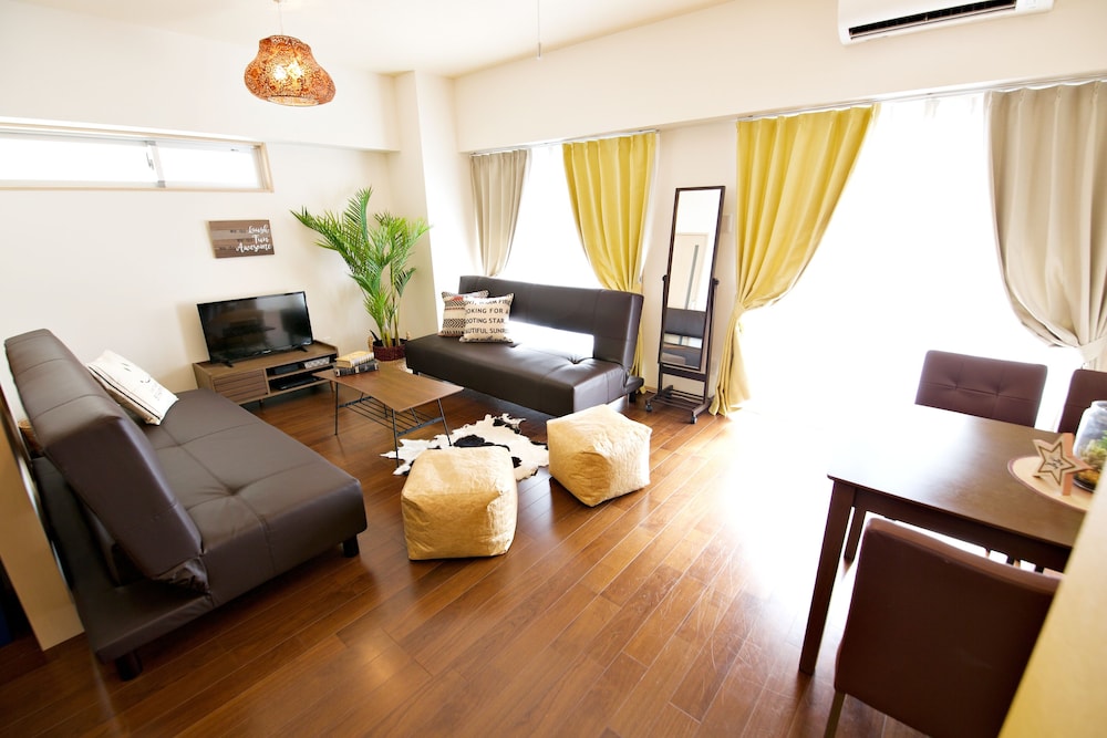 Reve K 302 - carbon neutral hotel in Naha