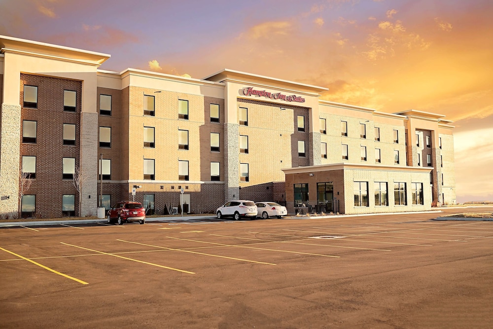 Hampton Inn & Suites Dundee - photo 62