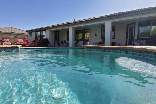 Splendid Vacation Home Pool Spa 2 masters — 4-Star Luxury Hotel in Indio, United States