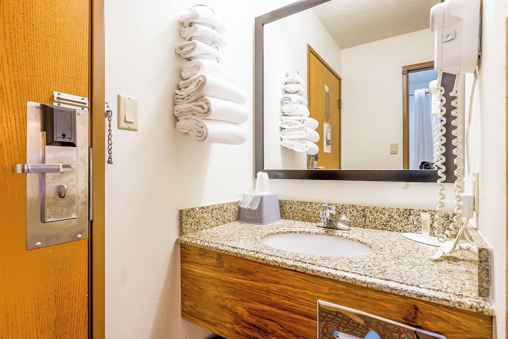 Super Sleep Inn By OYO I 80 Princeton - photo 35