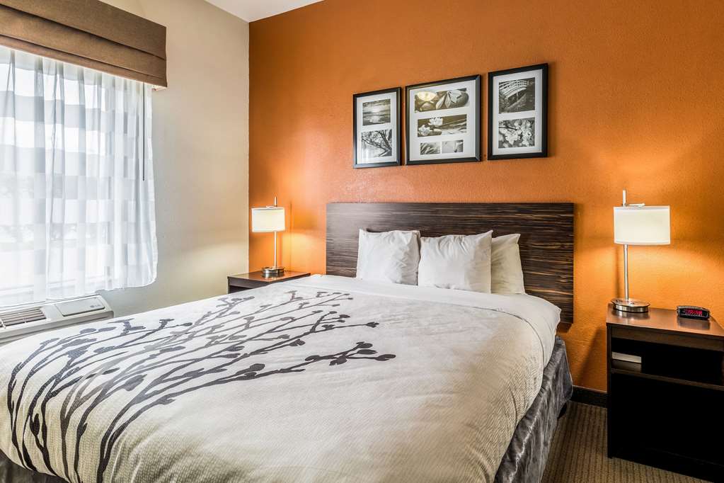 Sleep Inn & Suites Stafford Sugarland - photo 9