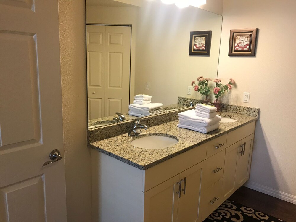 Lucaya Village 5368 Diplomat Court - photo 17