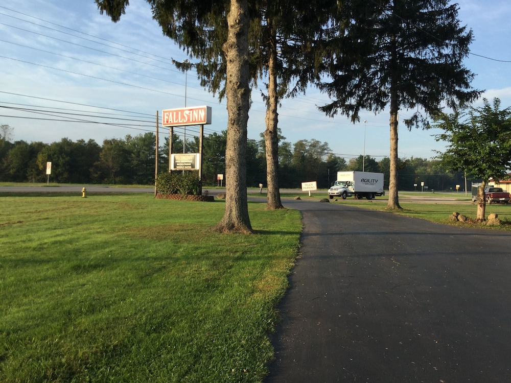 Falls Inn - photo 37