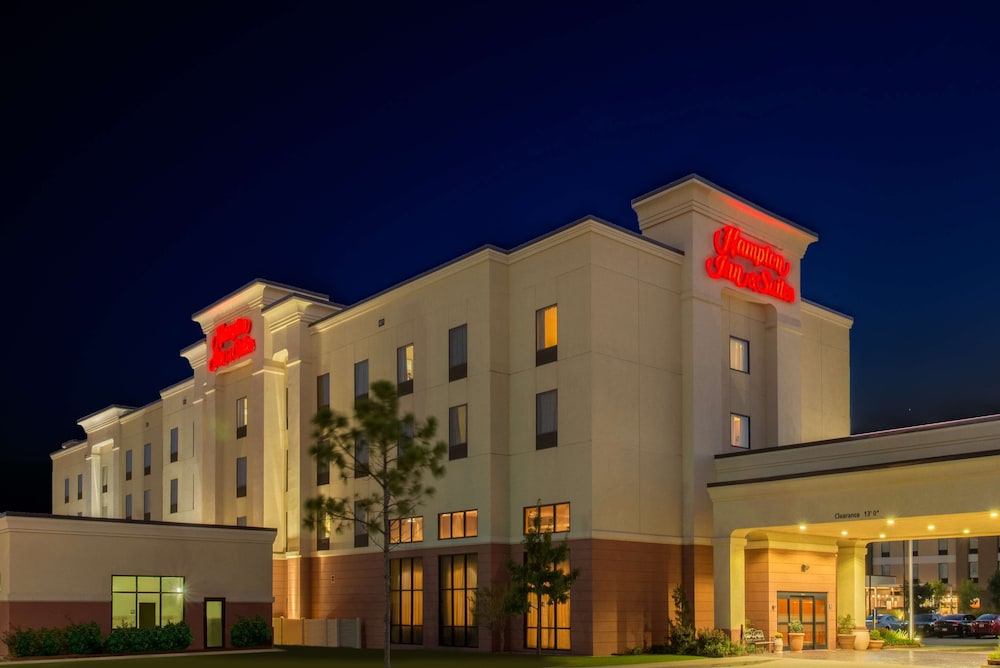 Hampton Inn & Suites Oklahoma City South - photo 44