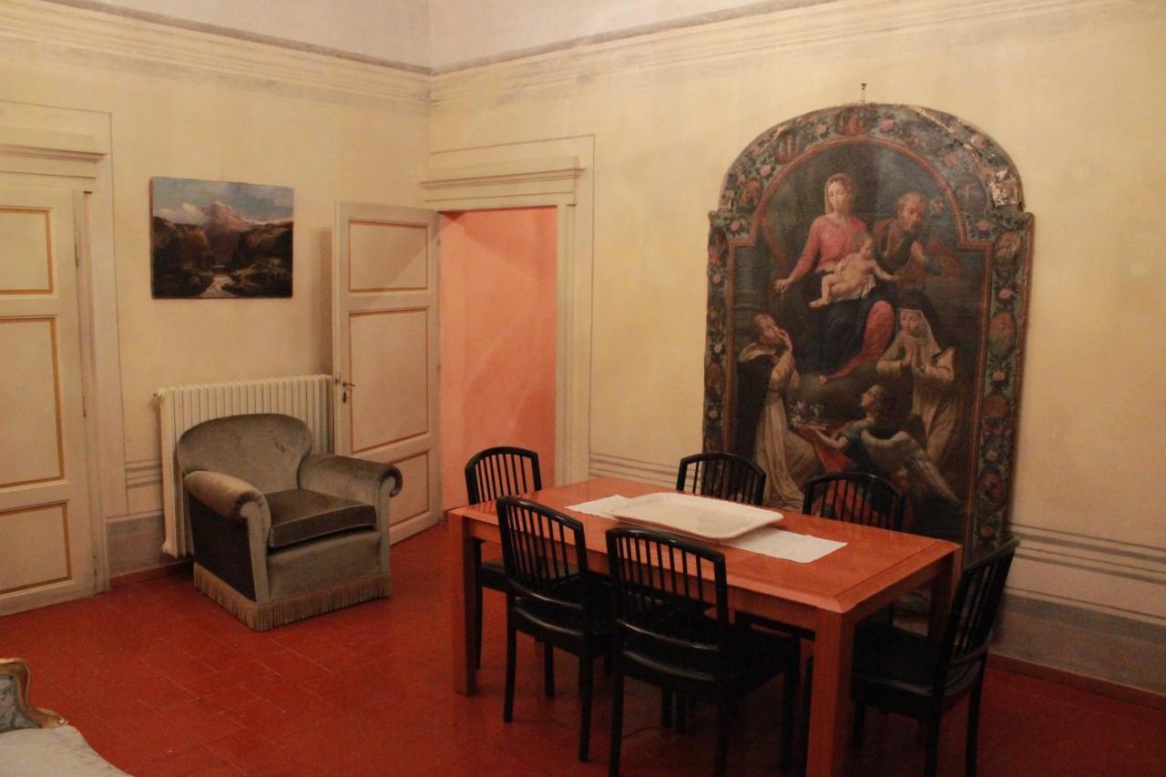 Il Pozzo Apartment — 4-Star Luxury Hotel in Citta Di Castello, Italy