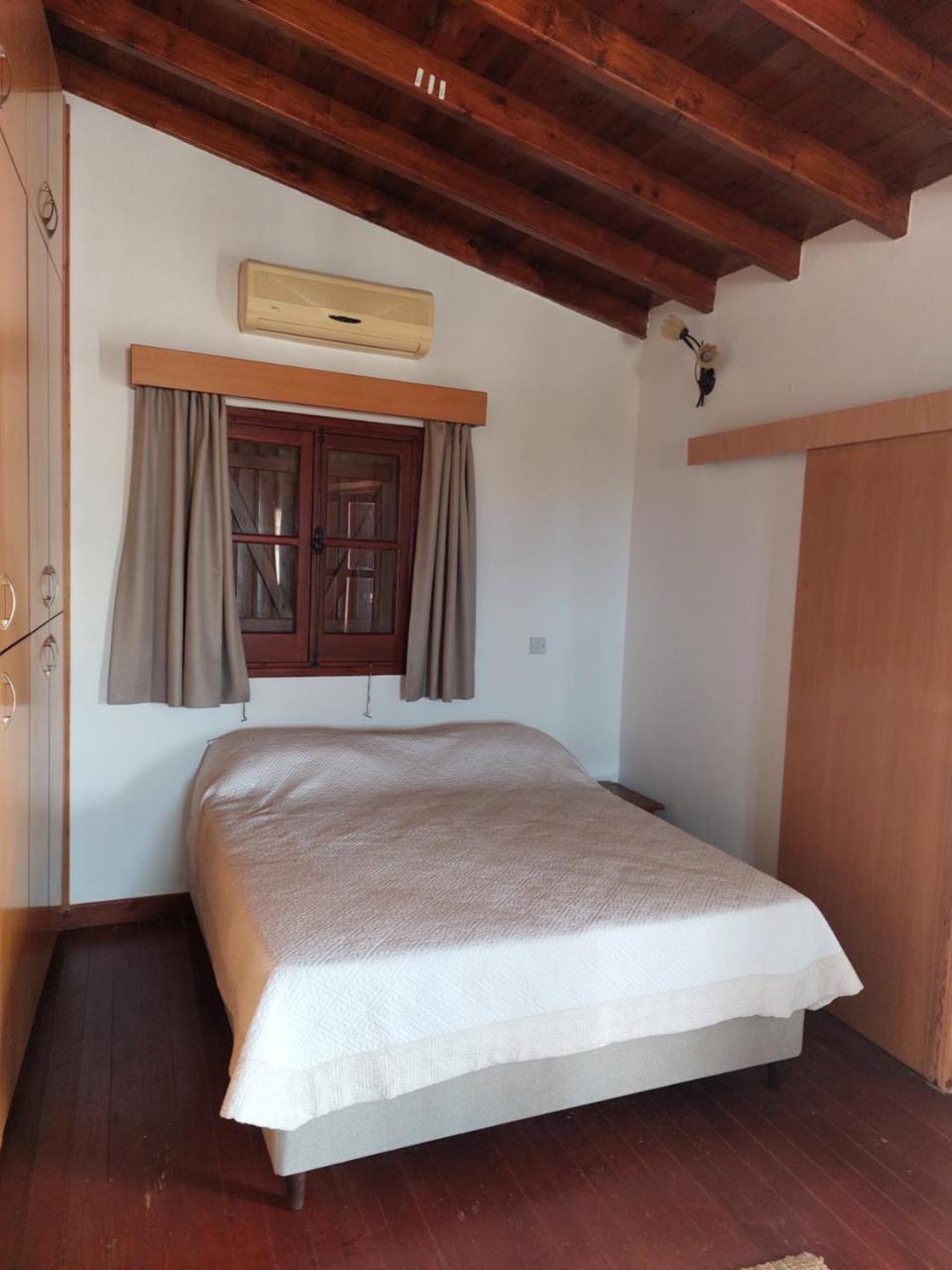 Steni Traditional Studio Apartment