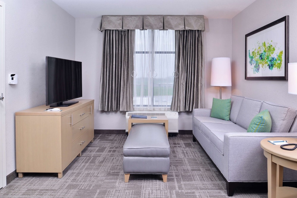 Homewood Suites by Hilton Des Moines Airport - photo 20