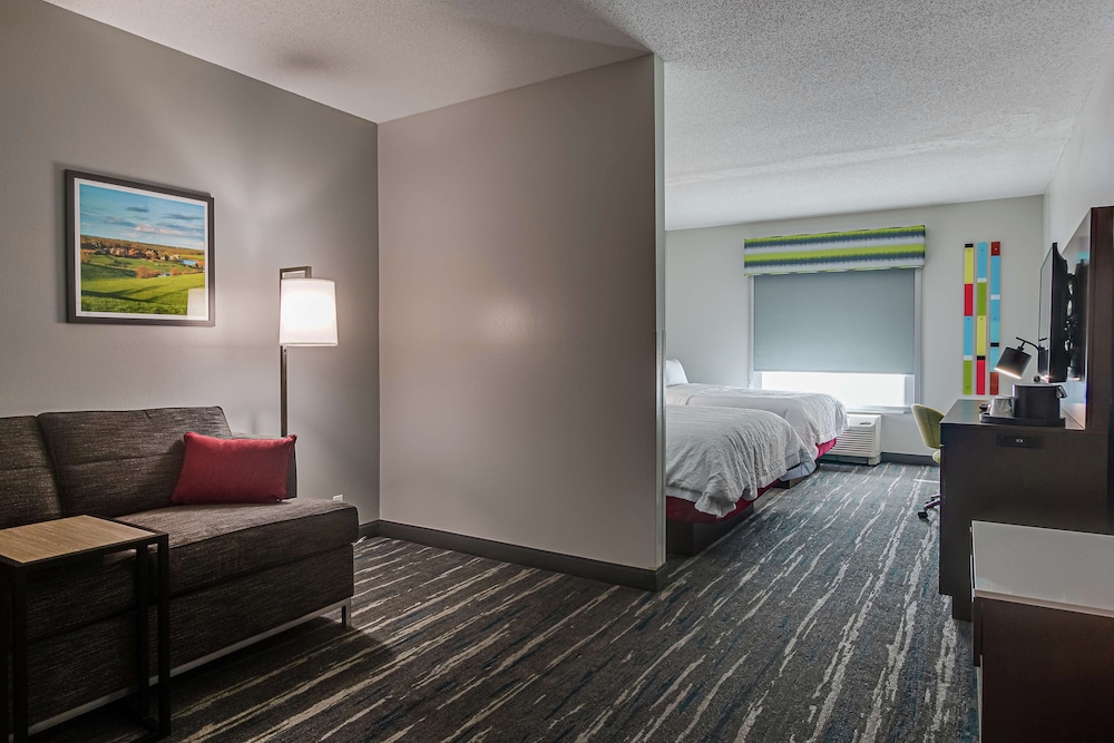Hampton Inn Oak Grove Fort Campbell - photo 12