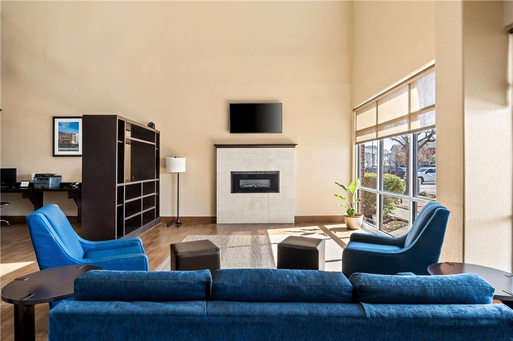 Comfort Suites Waxahachie Dallas - photo 9
