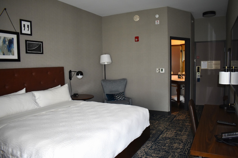Four Points by Sheraton Chicago Westchester Oak Brook - photo 16