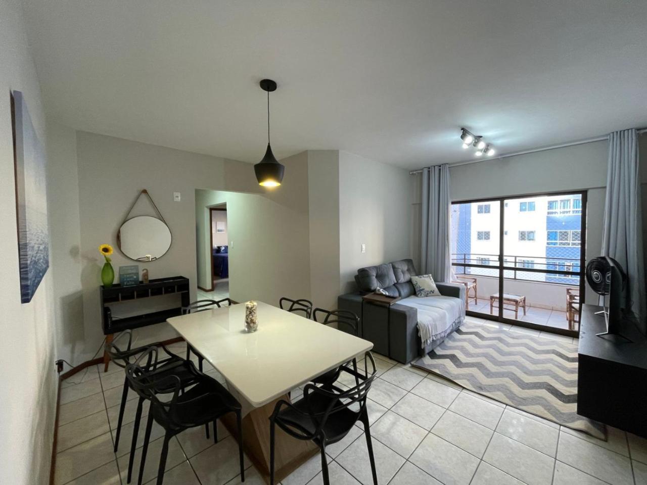 Apartamento moderno e aconchegante no centro em Balneário Camboriú SC